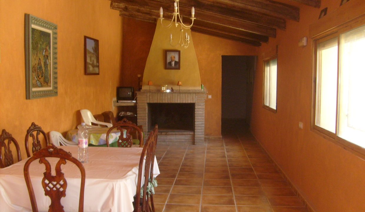 Bonita-masia-El-cano-en-venta-en-Ibi-Salon