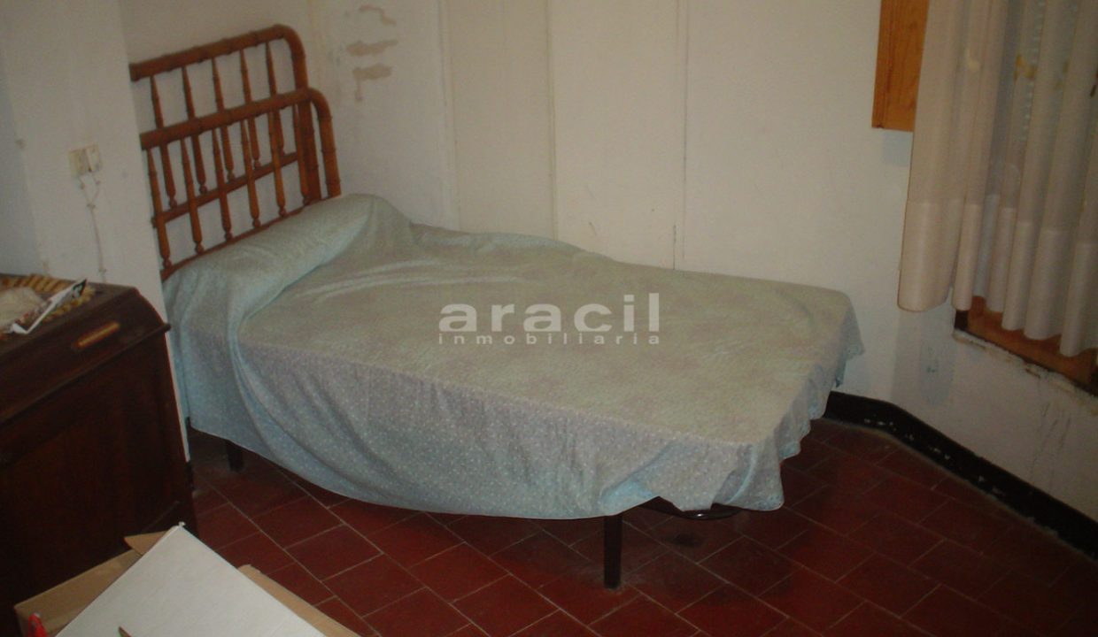 Casa-de-pueblo-iluminada-1-foot
