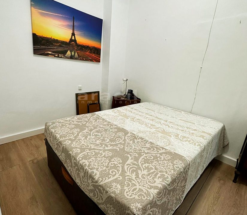 Casa-unifamilair-luminosa-en-venta-en-Alcoy-17