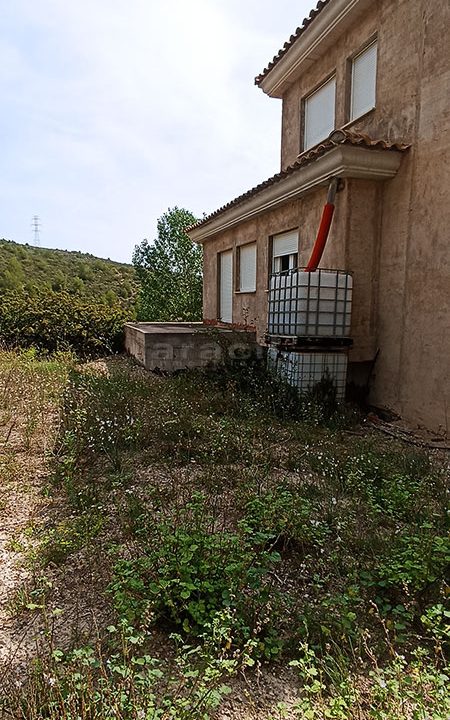 Chalet-en-venta-para-acabar-en-Gormaig-24