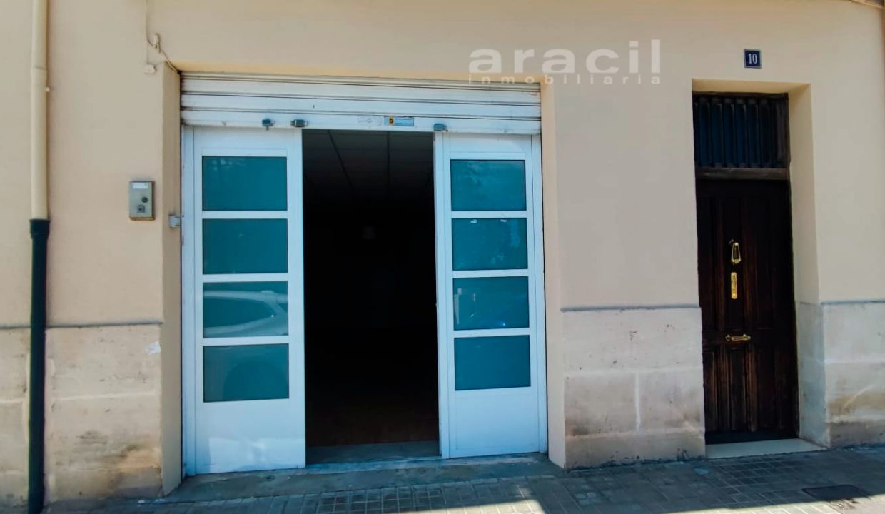 Local comercial en el Ensanche de Alcoy 2