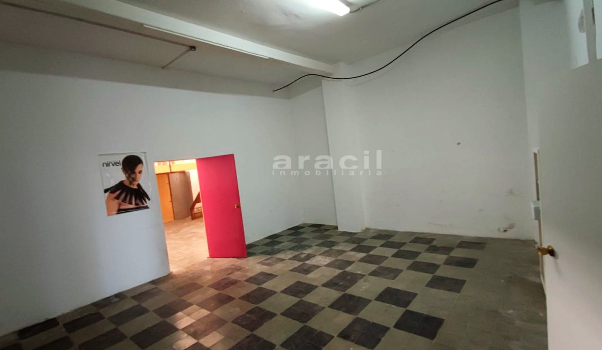 Local comercial en el Ensanche de Alcoy 4