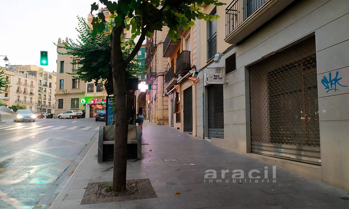 Local-de-alquiler-en-pleno-centro-5