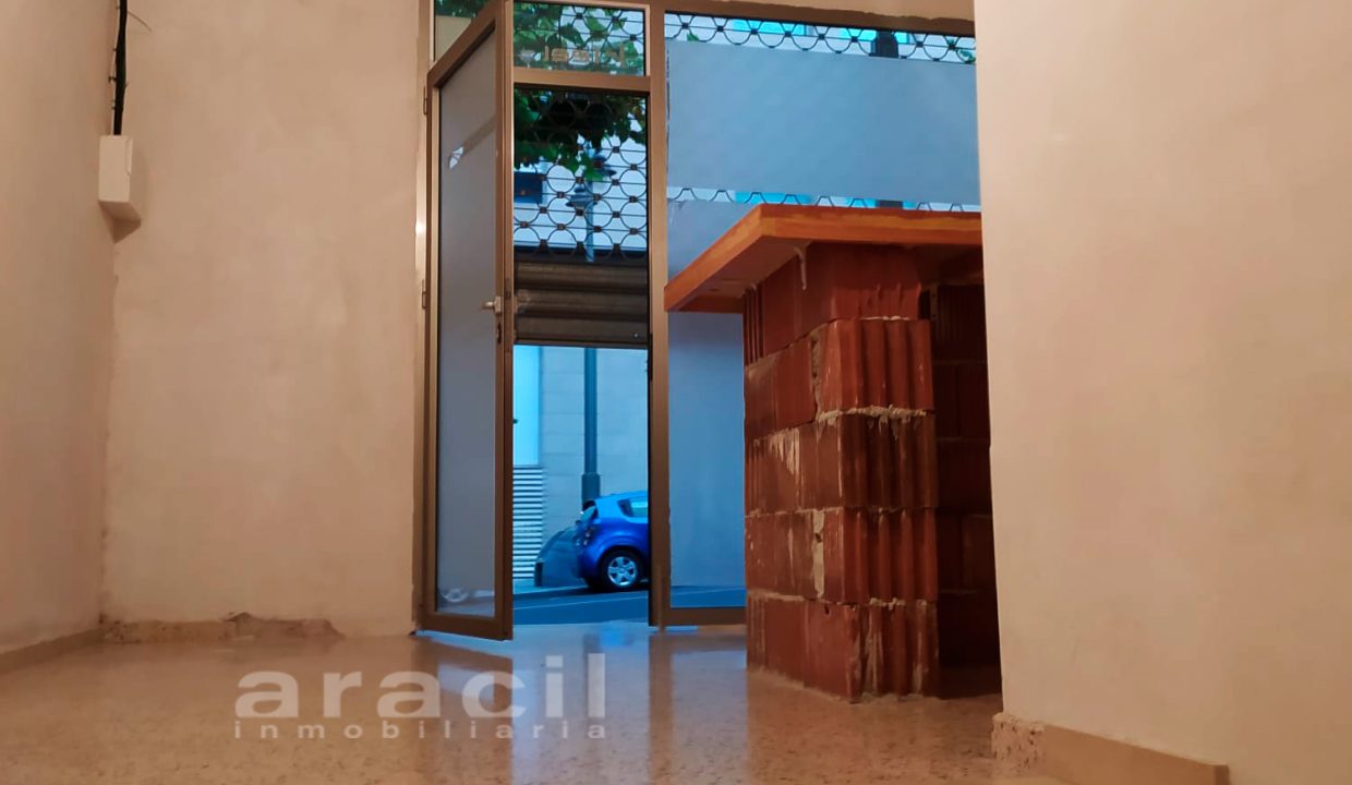 Local-de-alquiler-en-pleno-centro-7