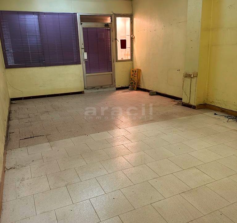 Local-espacioso-a-buen-precio-en-venta-en-Alcoy-6