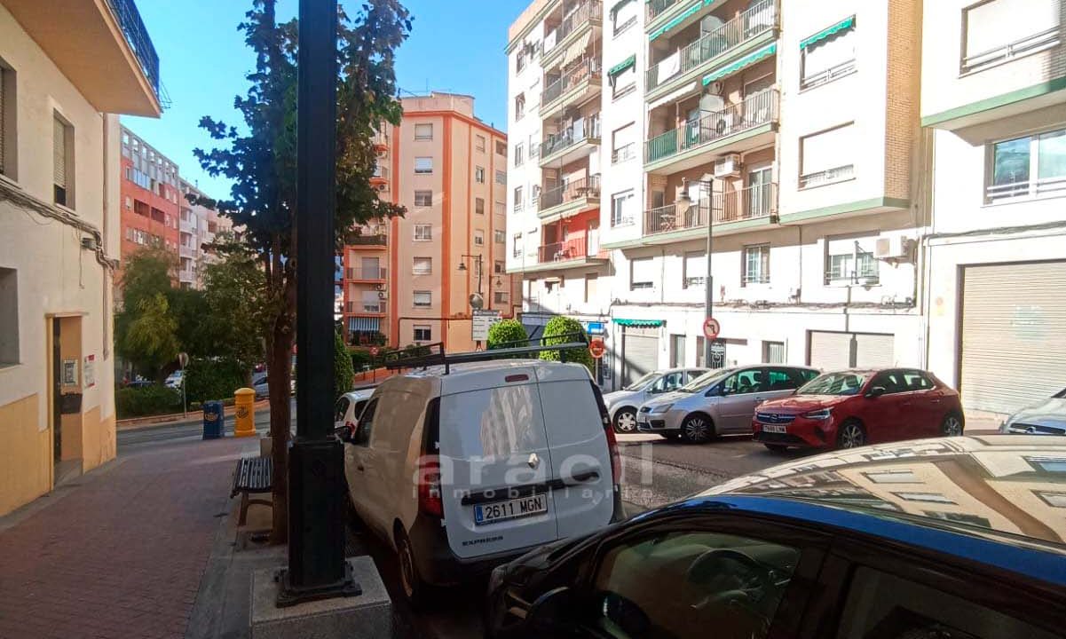 Local-espacioso-con-buena-ubicacion-en-venta-en-Alcoy-9