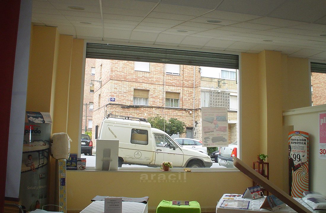 Local-grande-en-venta-en-Alcoy-10