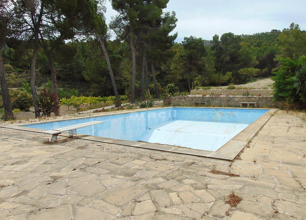 Masia-de-recreo-en-venta-en-Alicante-Sierra-Mariola-12