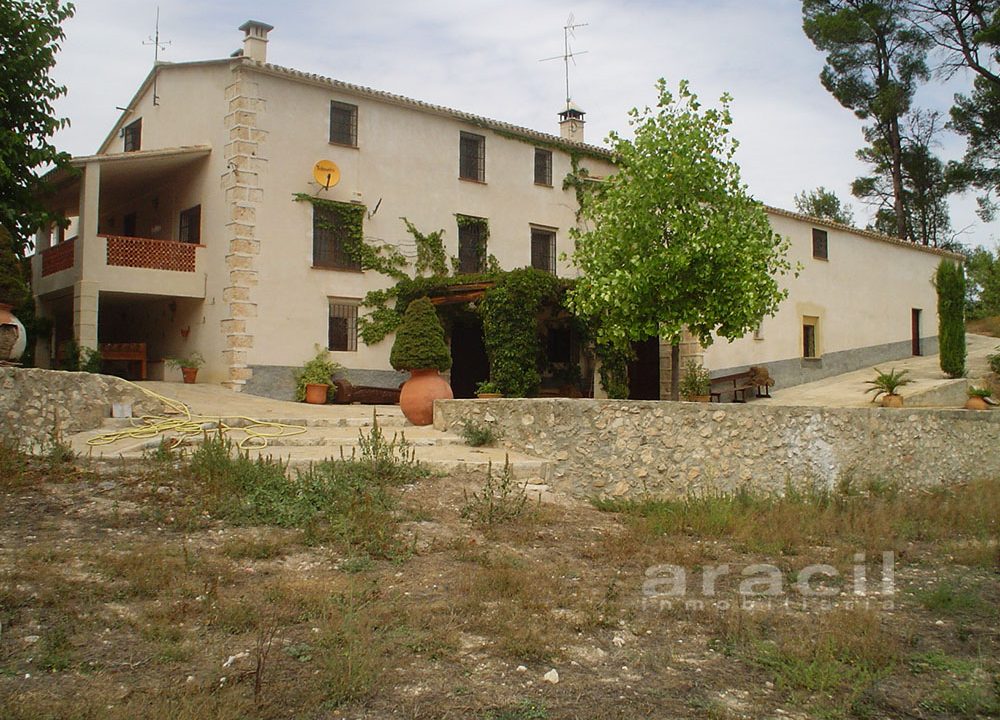 Masia en venta en la Fuente Roja 24