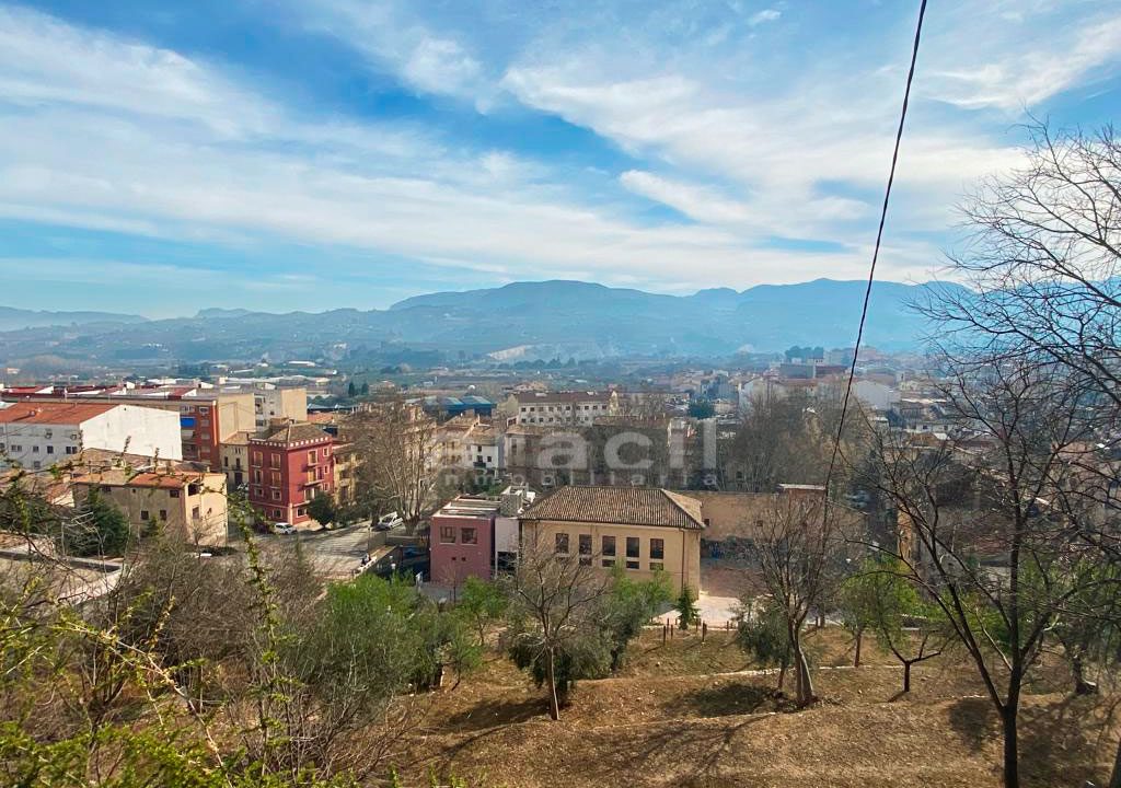 Masia-grande-y-con-bonitas-vistas-a-la-venta-en-Alicante-3