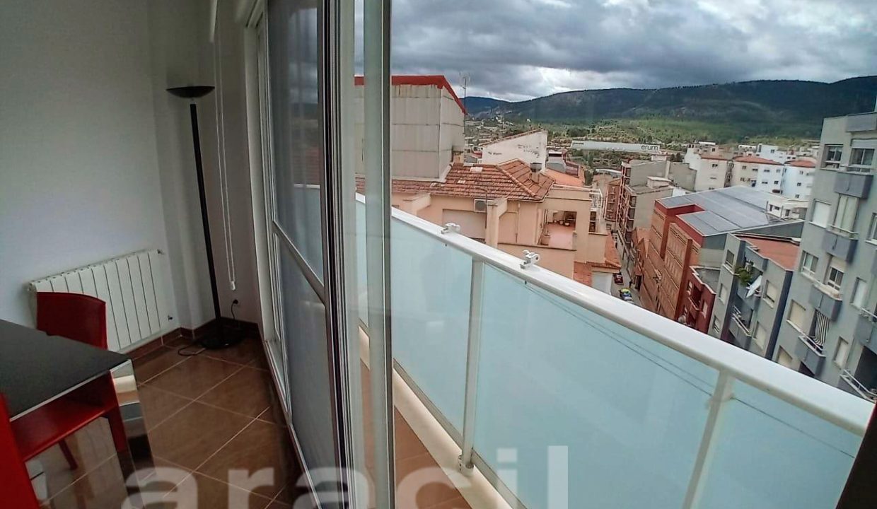 Piso-con-buenas-vistas-a-la-venta-12