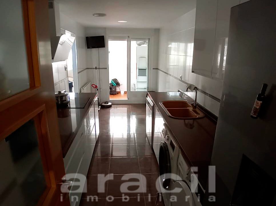 Piso-con-buenas-vistas-a-la-venta-14
