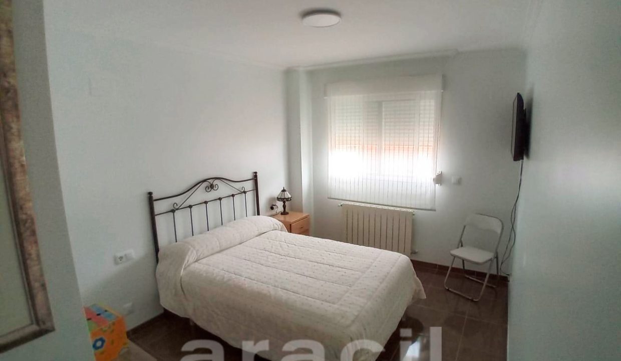 Piso-con-buenas-vistas-a-la-venta-2