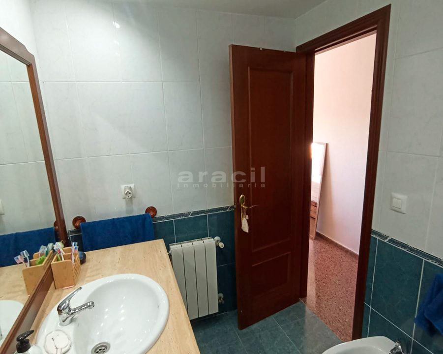 Piso-luminoso-con-vistas-en-venta-cerca-del-centro-13