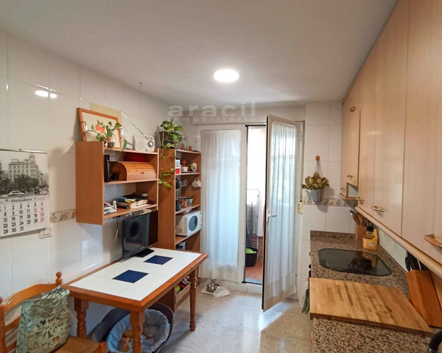 Piso-luminoso-con-vistas-en-venta-cerca-del-centro-9