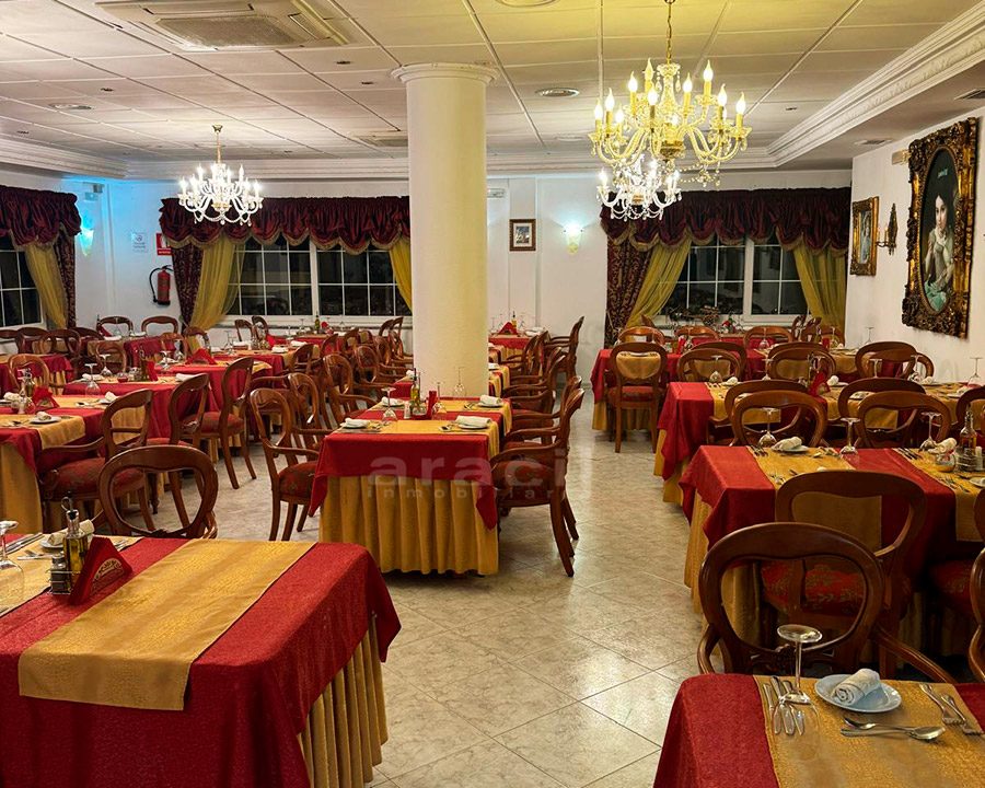 Restaurante-cerca-de-la-playa-en-pleno-funcionamiento-en-Guardamar-37