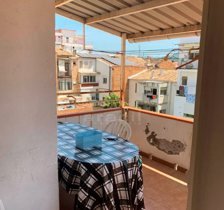 Se-vende-casa-unifamiliar-espaciosa-en-Alcoy-14