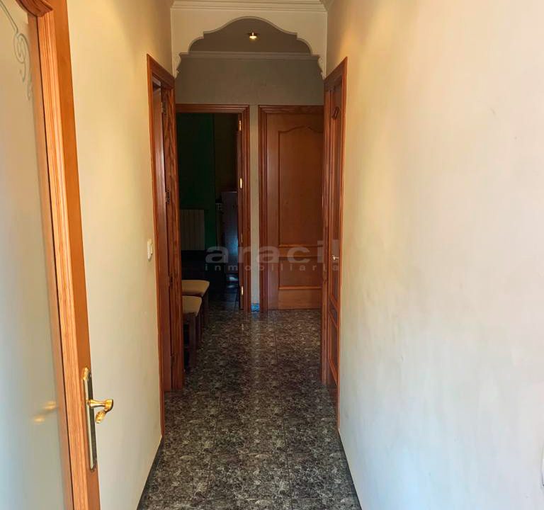 Se-vende-casa-unifamiliar-espaciosa-en-Alcoy-20