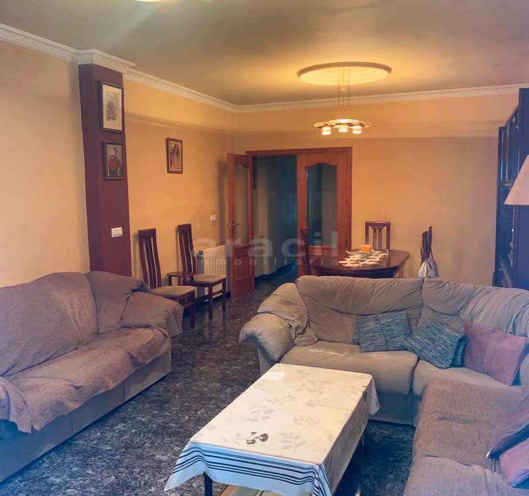 Se-vende-casa-unifamiliar-espaciosa-en-Alcoy-35