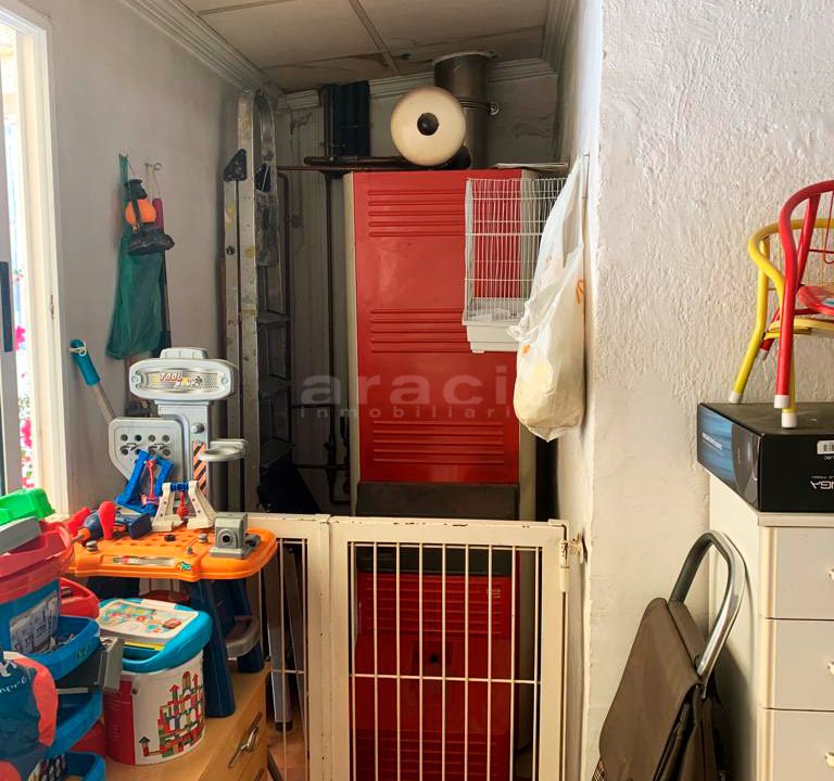 Se-vende-casa-unifamiliar-espaciosa-en-Alcoy-37