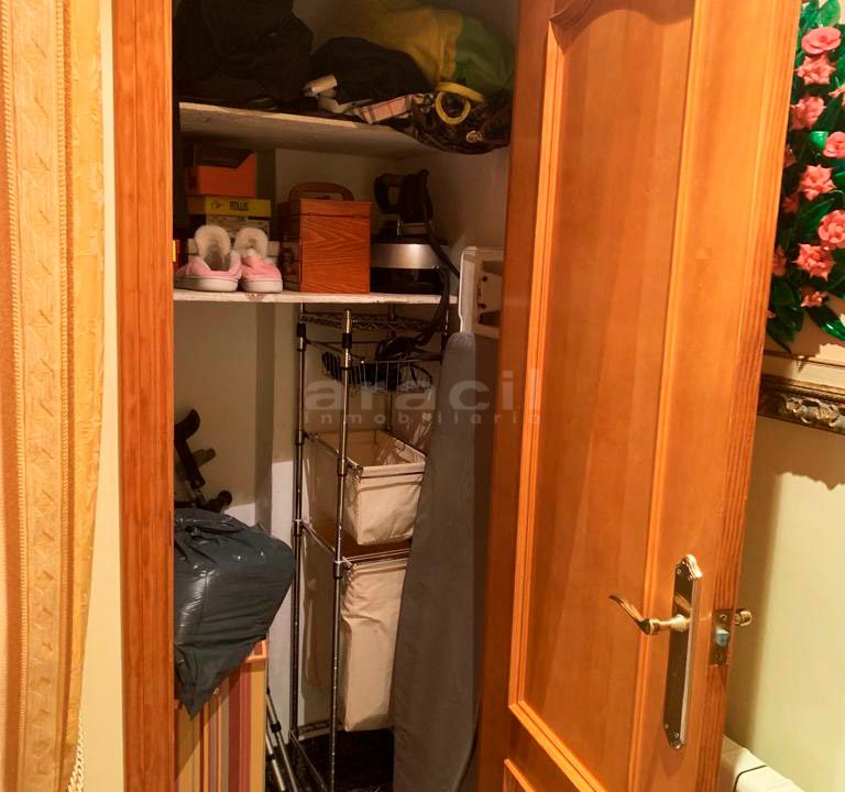 Se-vende-casa-unifamiliar-espaciosa-en-Alcoy-38