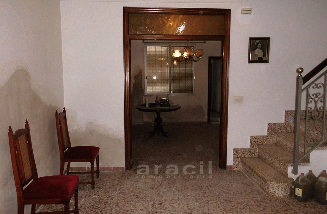 Amplia Casa de Pueblo en Beniarrés 14