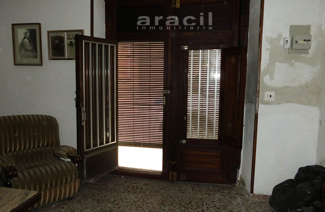 Amplia Casa de Pueblo en Beniarrés 15