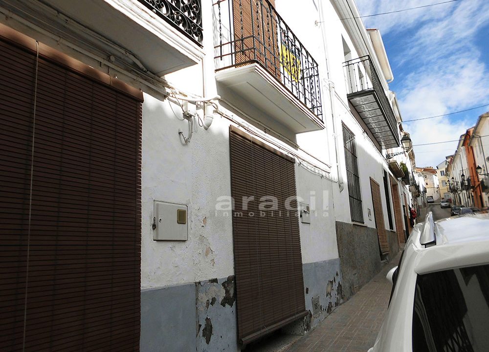 Amplia Casa de Pueblo en Beniarrés 18
