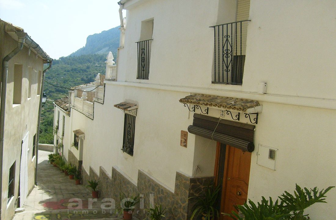 Casa de Pueblo en Almudaina Reformada 23
