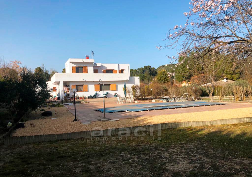 Chalet amplio en venta en el baradello 2