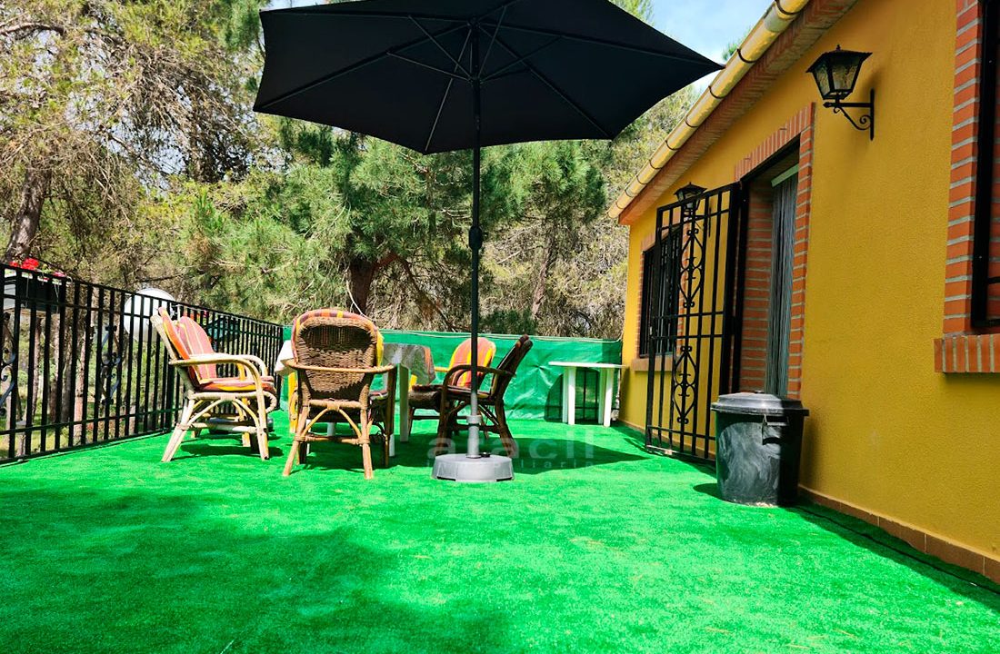 Chalet en bocairent con mucho terreno y bonitas vistas en venta 3