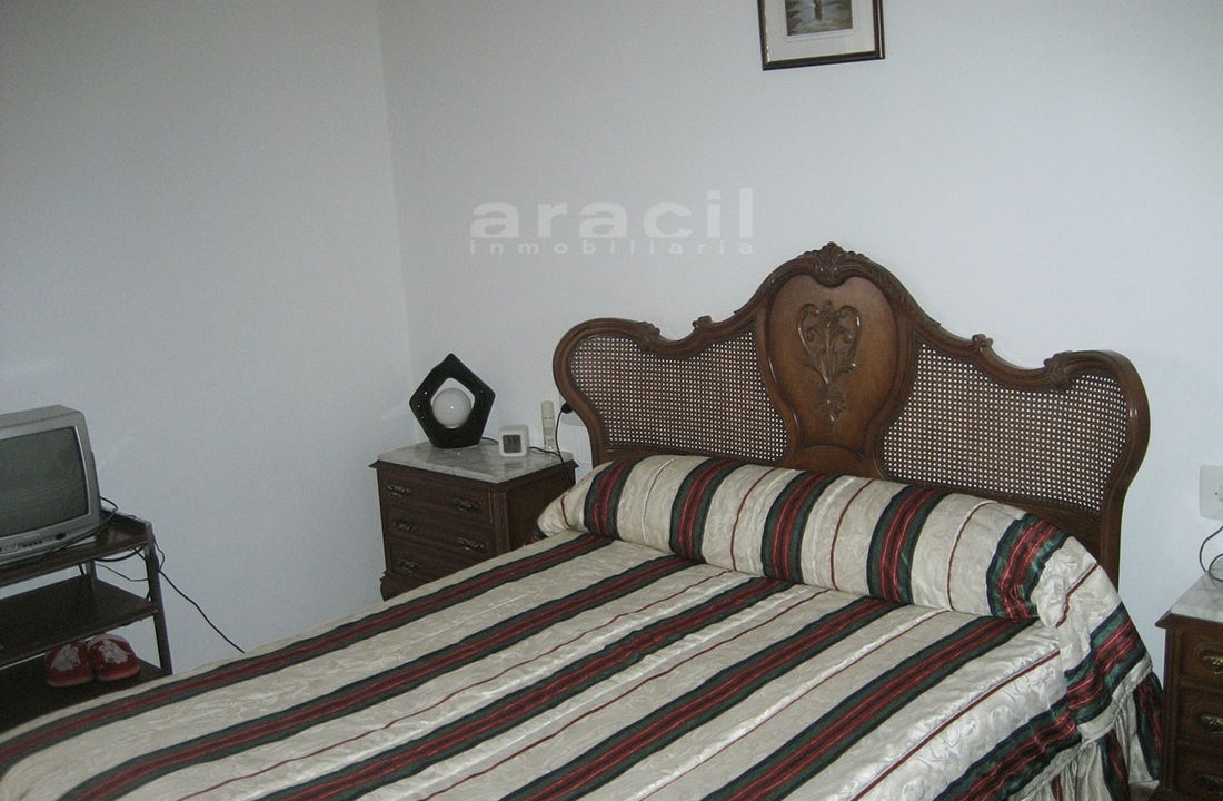 Gran Casa de Pueblo en Cela de Nuñez 14