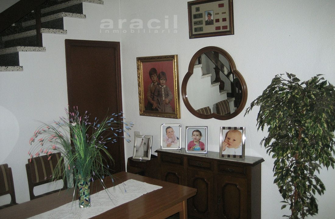 Gran Casa de Pueblo en Cela de Nuñez 16