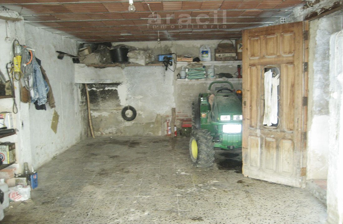 Gran Casa de Pueblo en Cela de Nuñez 9