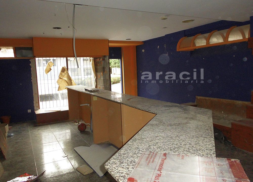 Nave en Venta-Alquiler en Santa Rosa 12