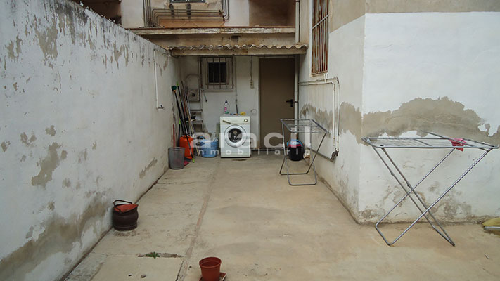 Nave en alquiler en ensanche 2