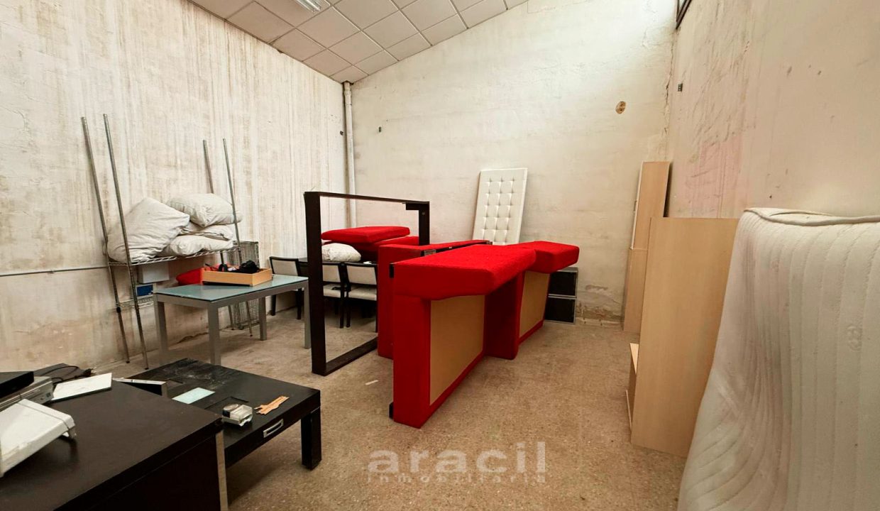 Nave en venta en la zona alta 11