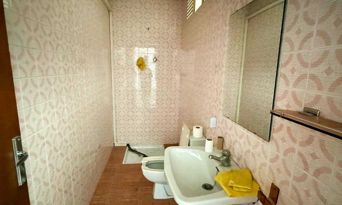 Nave en venta en la zona alta 2