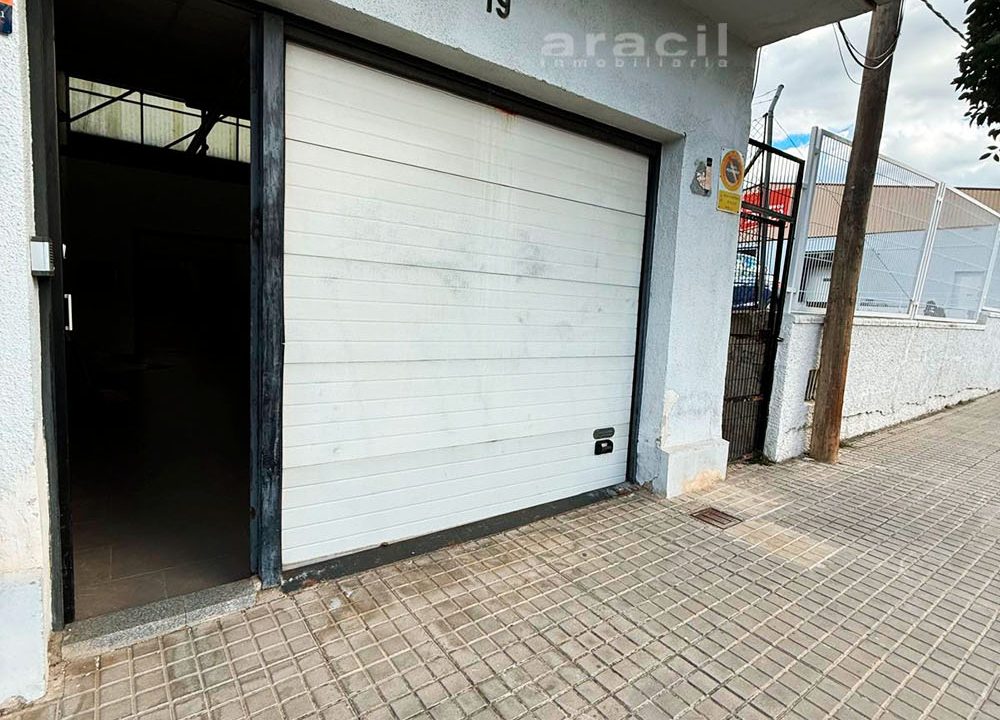 Nave en venta en la zona alta 4