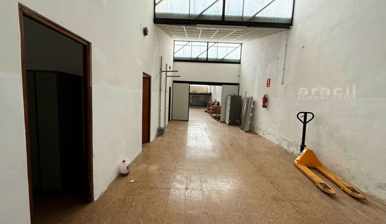 Nave en venta en la zona alta 6