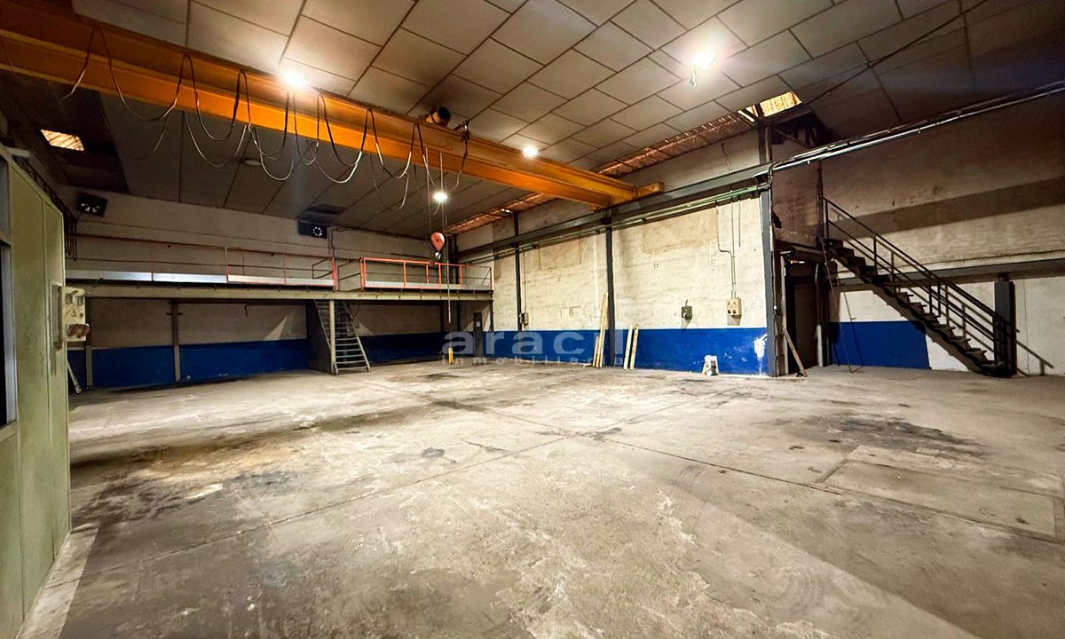 Nave grande en venta en Alcoy 2