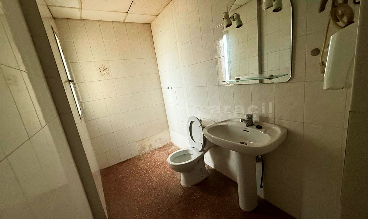 Nave grande en venta en Alcoy 24