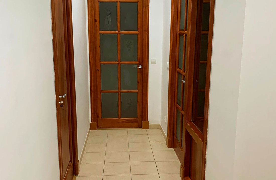 Piso amplio en venta en Ensanche 15