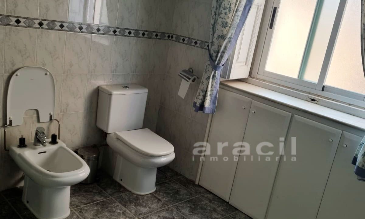 Piso en venta en la zona centrica 8
