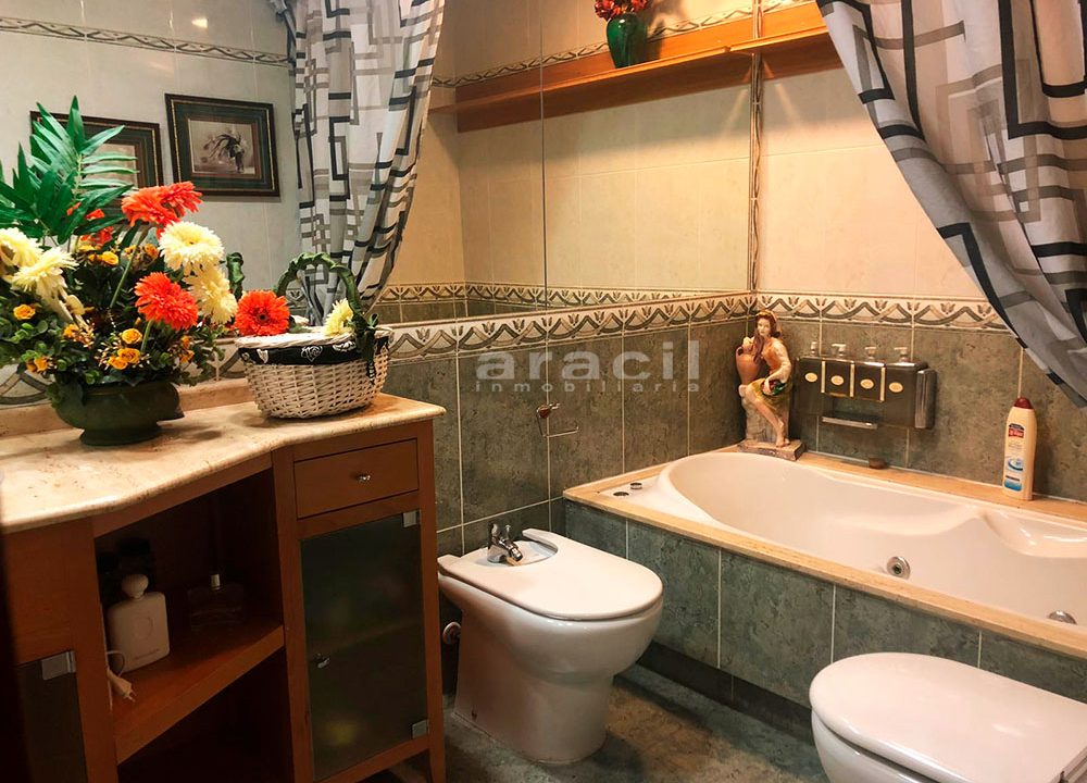 Bonito y espacioso piso a la venta en Ensanche-Alcoy 8