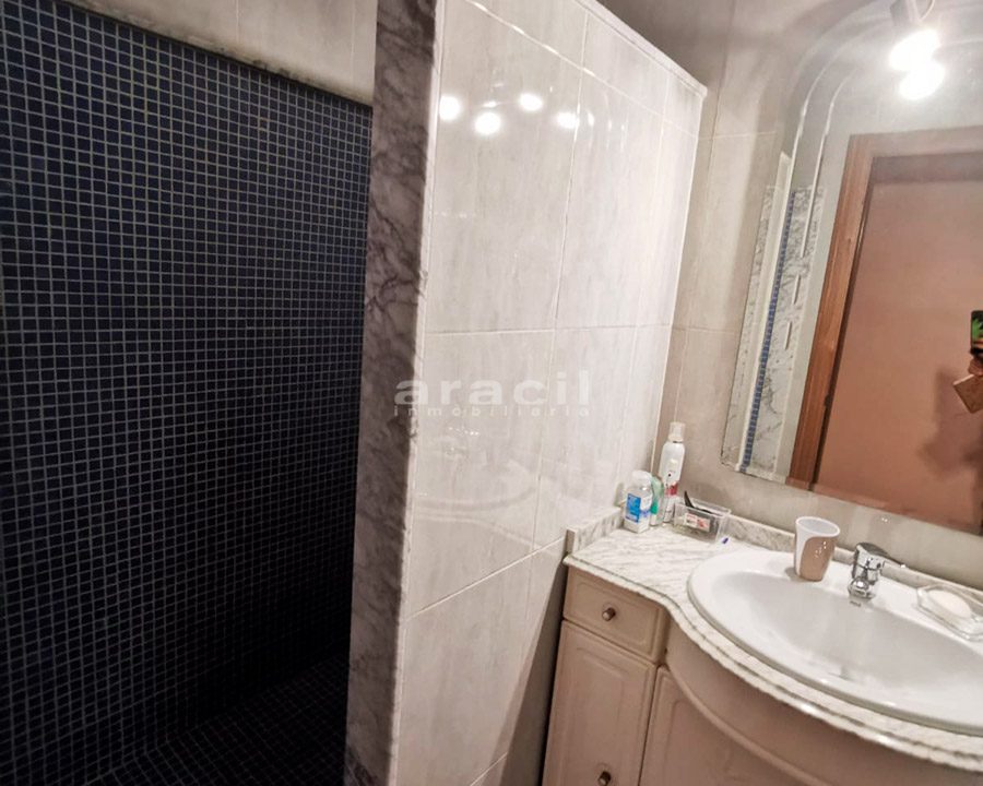Piso bonito con terraza en venta en Alcoy 13