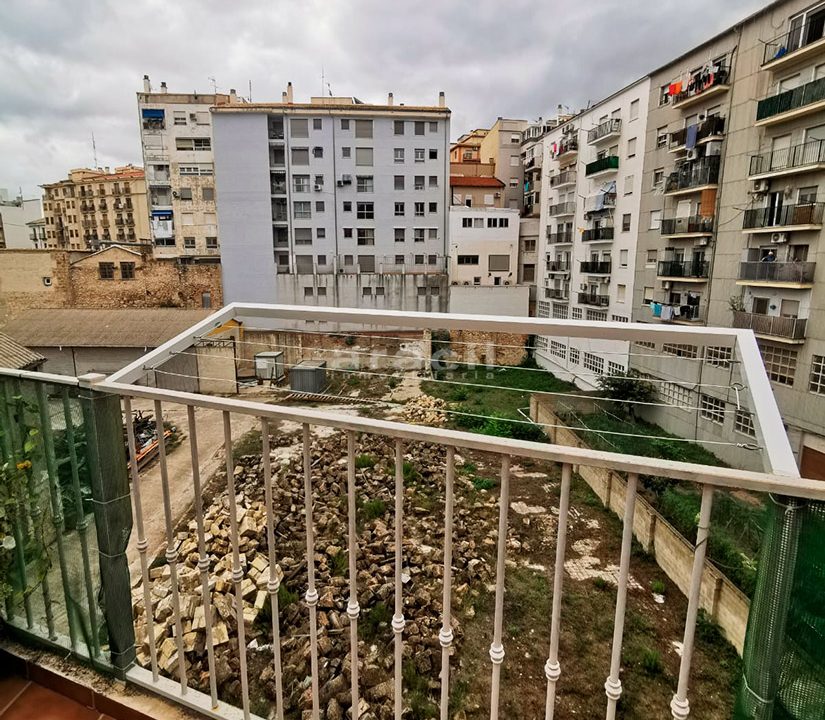Piso bonito con terraza en venta en Alcoy 6