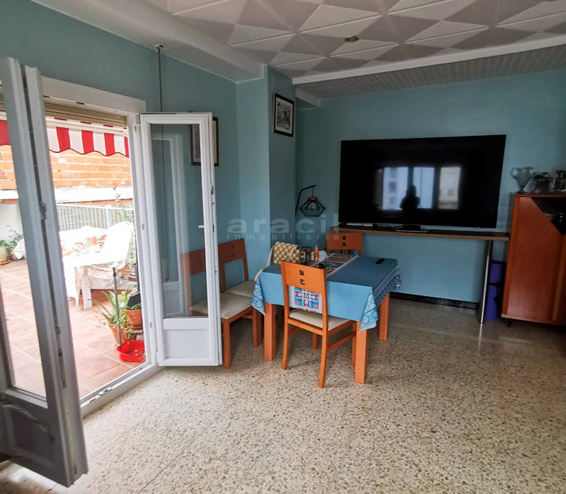 Piso bonito con terraza en venta en Alcoy 8