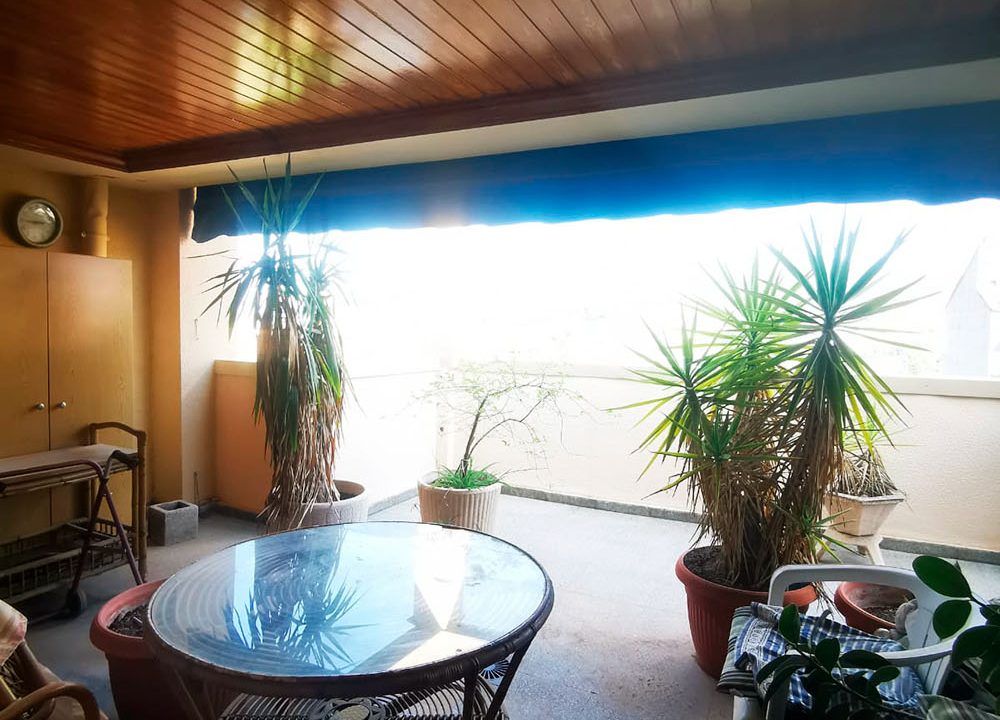 Piso en Ensanche con Terraza, Calefacción y Trastero Amplio 14