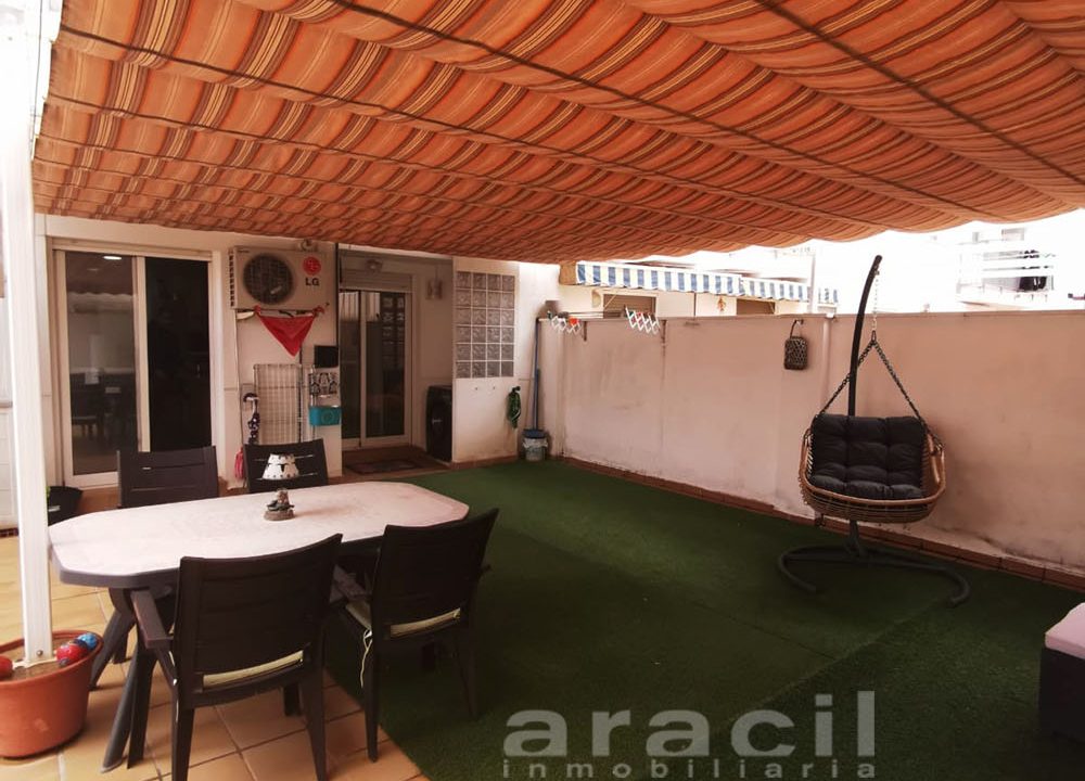 Piso en la Zona norte con terraza en venta 8